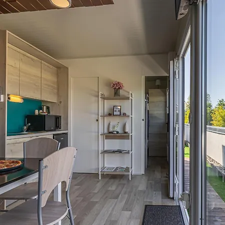 Rooftop With Whirlpool & Sauna - Happy 펜션 Trebnje