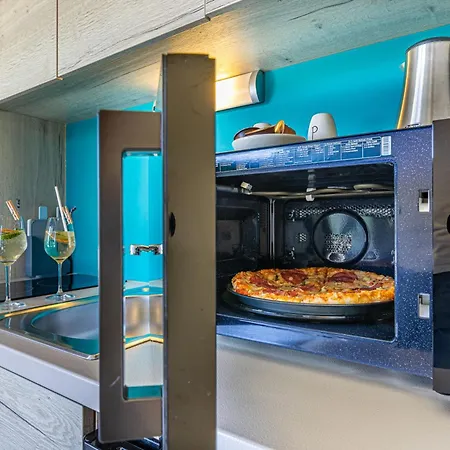 Casa de Férias Rooftop With Whirlpool & Sauna - Happy Trebnje